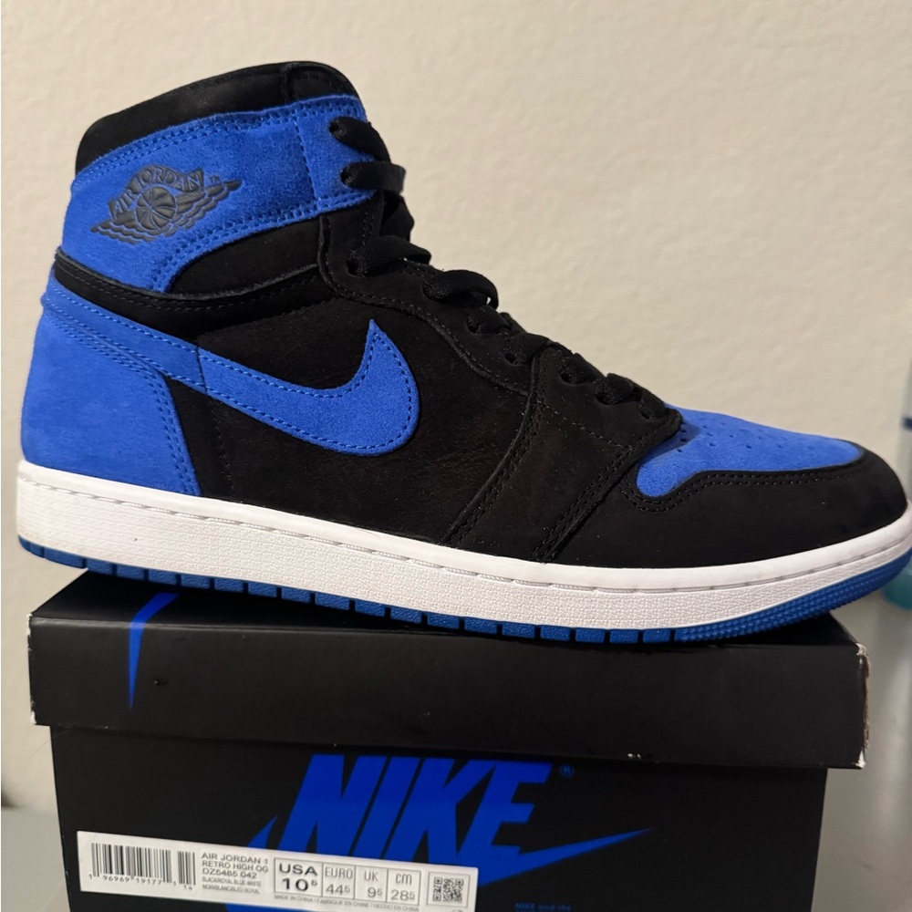 Nike Air Jordan 1 Retro High Black Blue Sneakers